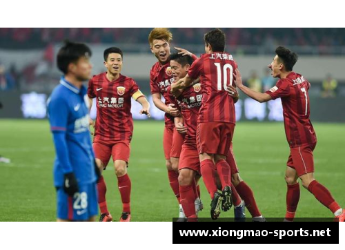 中场之华：揭示足球界十大中场球员